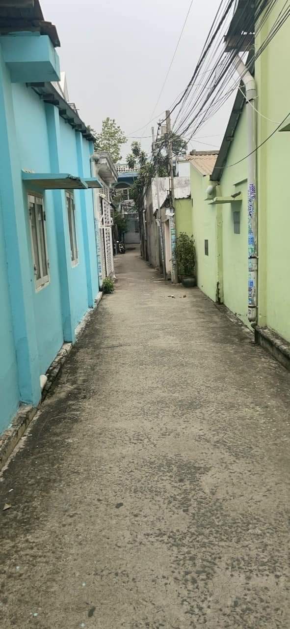 Bán lô đất RẺ ngay ngã 3 Lâm Viên. Long Bình, Q9 cũ ( ra BV Ung Bứu 500m).