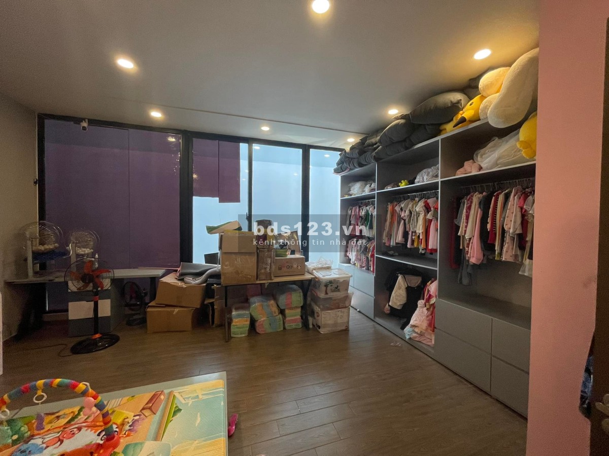 Biệt Thự Hồ Bơi muối ĐT 1,2 tỷ Phong cách Resort Mini phía bên Gigamall Đường số 17 HBC