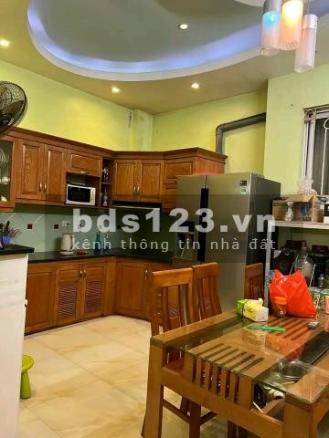 Trung tâm Quận gần phố lô góc full nội thất nhà đẹp ngõ thông thoáng lh 0966963387
