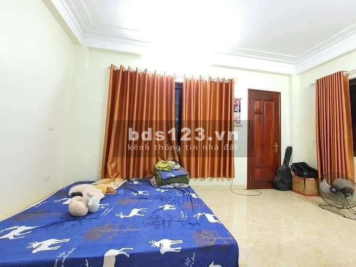 Bán nhà kinh doanh đỉnh, mặt Ngõ Quỳnh, Hai Bà Trưng 41m2 x 6 tầng, MT 5.2m, chỉ 8.3 tỷ.