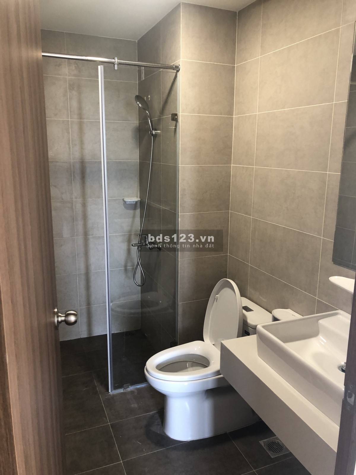 Bán nhanh căn hộ cao cấp Akari City giá rẻ nhất dự án 56m2 2pn-1wc full nội thất