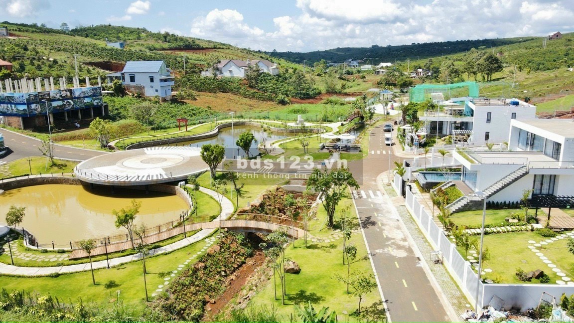 Đất nền nghỉ dưỡng phát triển bậc nhất Bảo Lộc, đã có sổ hồng 100%, chỉ còn vài nền giá ưu đãi.