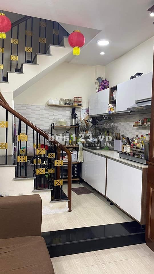 Bán nhà Tân Mai 3 bước ra đường ô tô tránh, giá nhỉnh 2 tỷ lh 0966049748