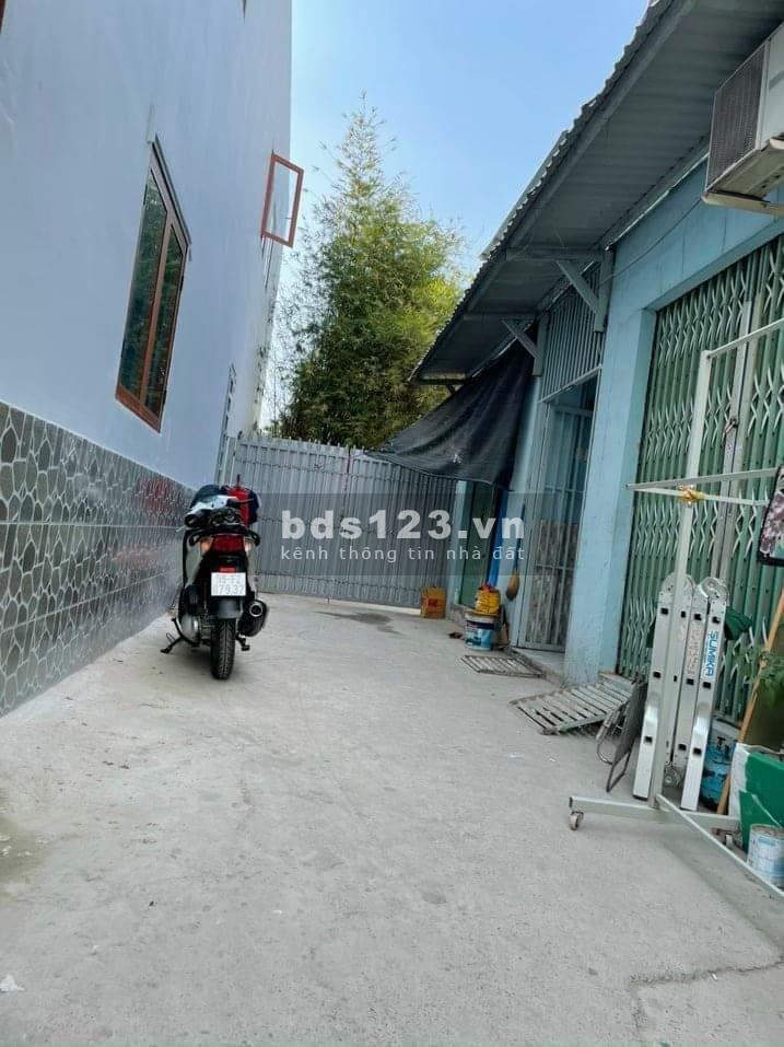 Bán nhà Hiệp Thành 13 có 3 phòng trọ đang chothuee dtsd 56m2 sổ vuông vức, nhỉnh 3 tỷ