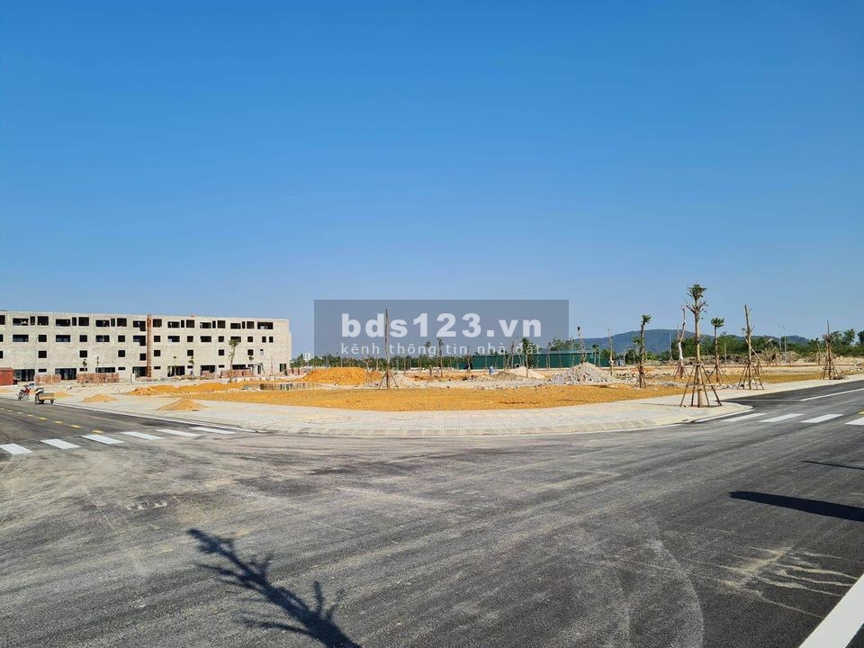 Tây mương phóng thủy vay lãi suất 0% liên hệ 0392822674 hỗ trợ vay