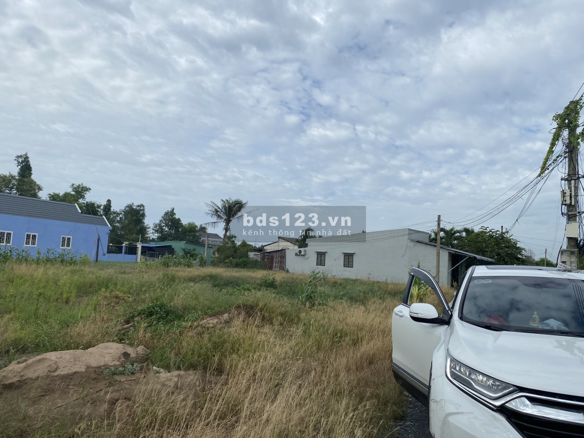 Bán gấp lô đất 1050m2 full thổ cư. Đường xe tải 7m đá xanh. Chốt giá 11 tỷ