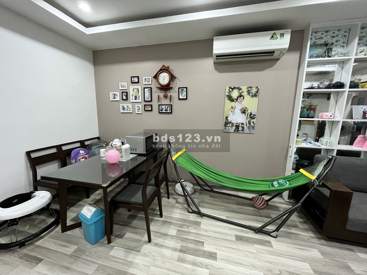 Chính chủ bán căn diện tích 68m2, 2 ngủ, 2vs, full nội thất bền đẹp lh 0858645222