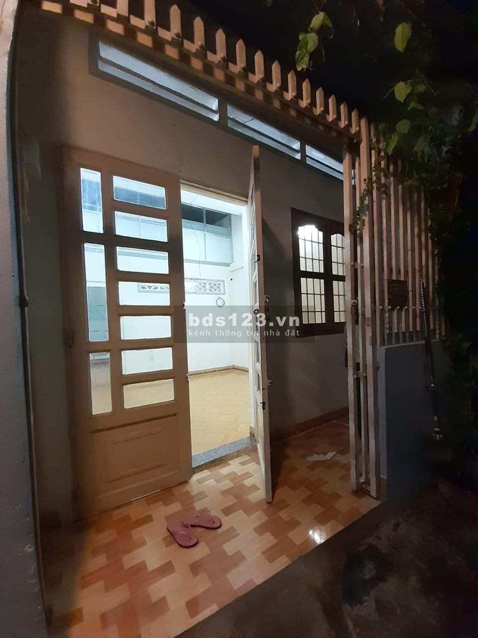 Cần bán nhà mặt tiền kinh doanh, đường Hà Huy Giáp, Quận 12 lh 0933966647