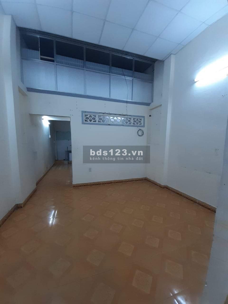 Cần bán nhà mặt tiền kinh doanh, đường Hà Huy Giáp, Quận 12 lh 0933966647