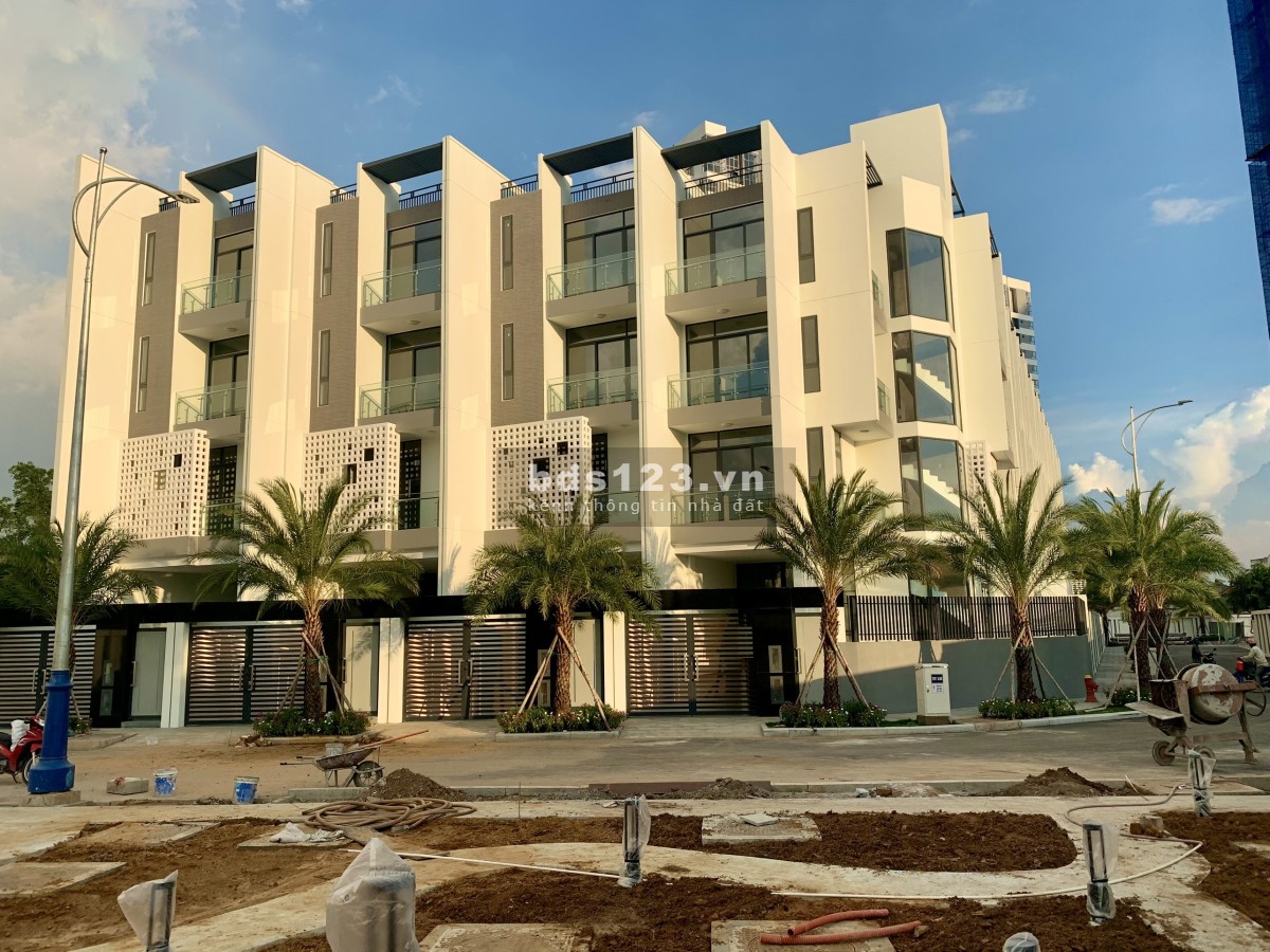 Bán nhà phố Quận 2 Precia Riverside Quận 2 chỉ 51.5 triệu/m2, nhận nhà có sổ