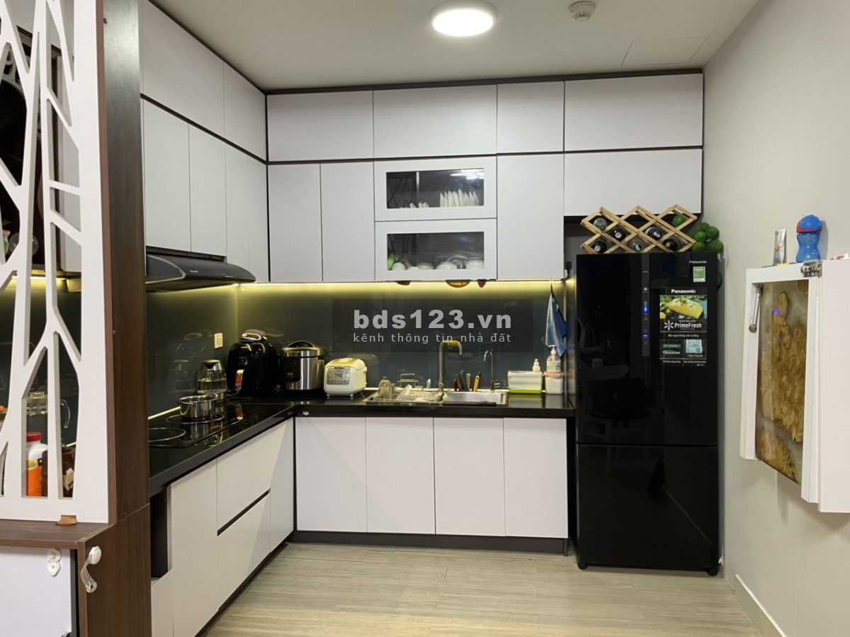 Bán gấp căn hộ 2PN, tháp S1, 74m2, lầu 1X, view ĐN, 4.250 tỷ đã VAT + phí chuyển nhượng.