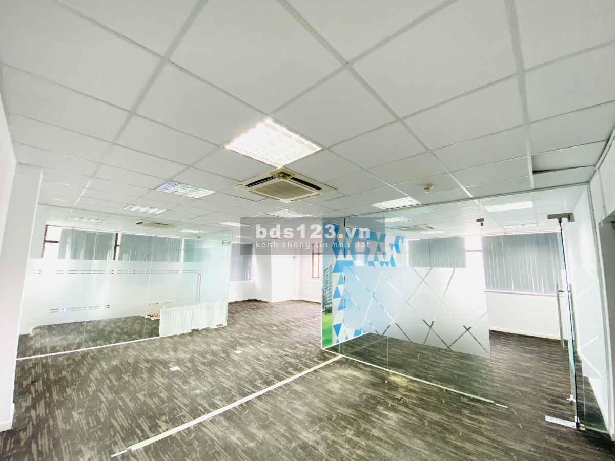 Văn phòng xịn xò ngay trung tâm quận 3 liên hệ 0376988453 khu dân cư đông