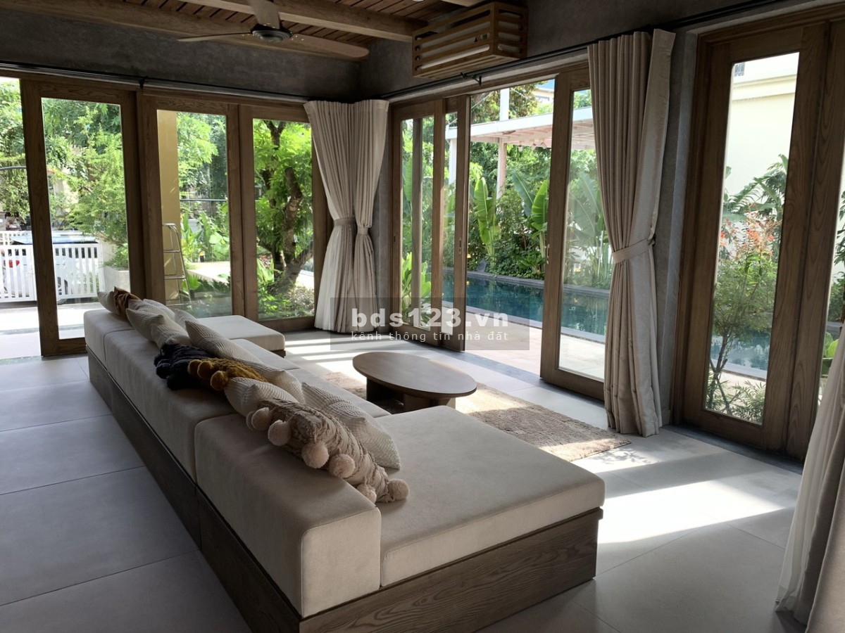 Căn biệt thự đơn lập đẹp nhất Senturia Vườn Lài nội thất nhập Rạp 4k hồ bơi, hồ Koi