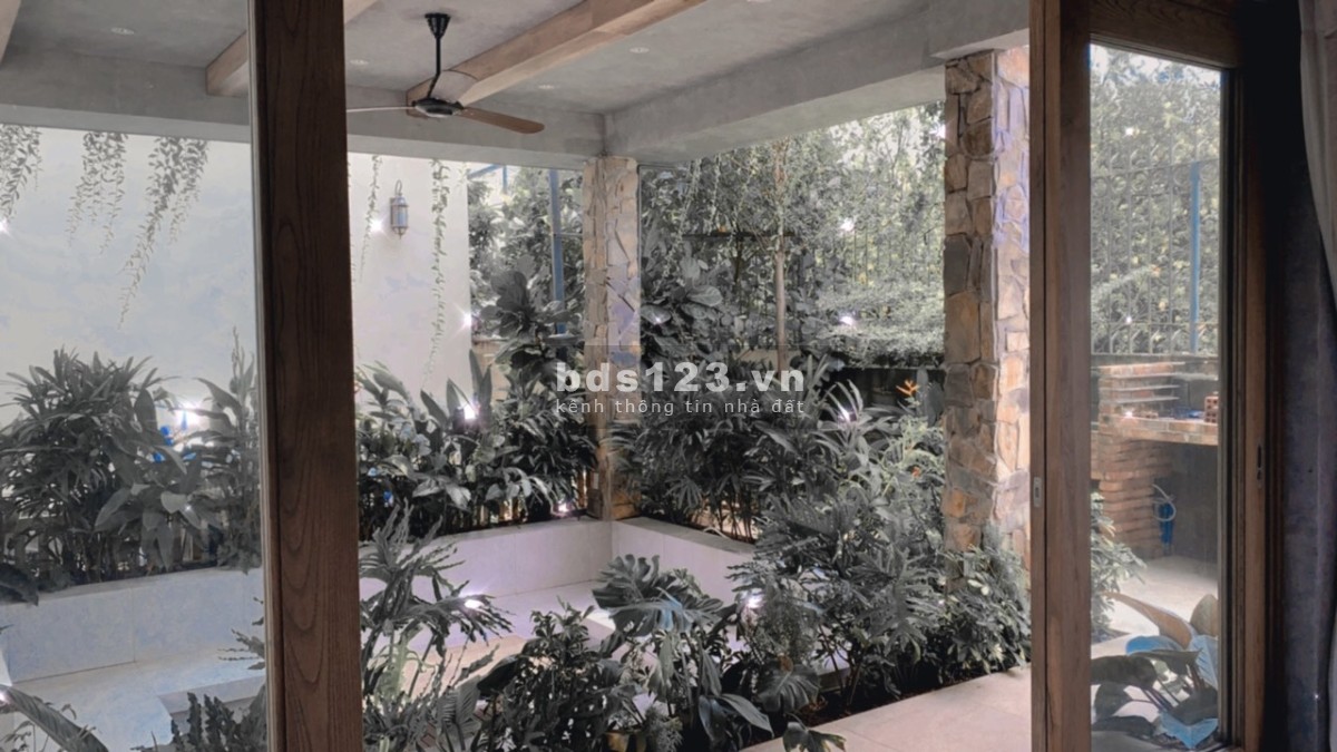 Căn biệt thự đơn lập đẹp nhất Senturia Vườn Lài nội thất nhập Rạp 4k hồ bơi, hồ Koi