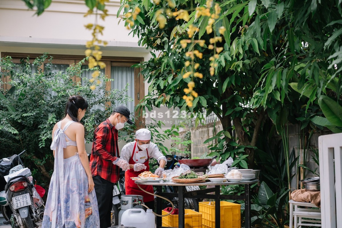Căn biệt thự đơn lập đẹp nhất Senturia Vườn Lài nội thất nhập Rạp 4k hồ bơi, hồ Koi