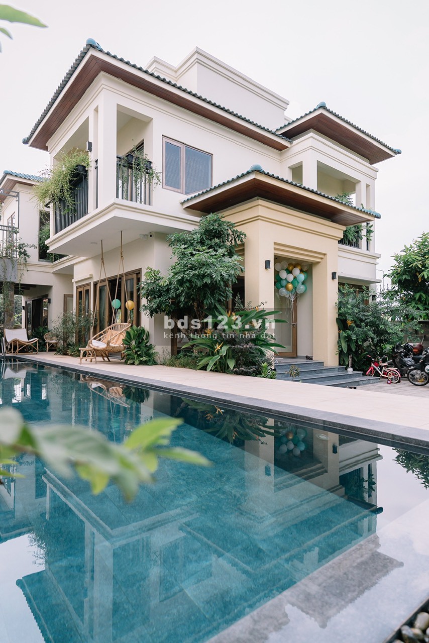 Căn biệt thự đơn lập đẹp nhất Senturia Vườn Lài nội thất nhập Rạp 4k hồ bơi, hồ Koi