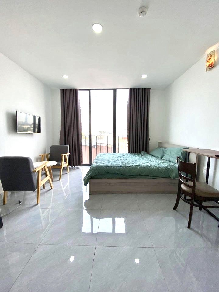Bán nhà ngay chợ Nguyễn Đình Chiểu giá đầu tư hẻm xe hơi ra vào thoải mái