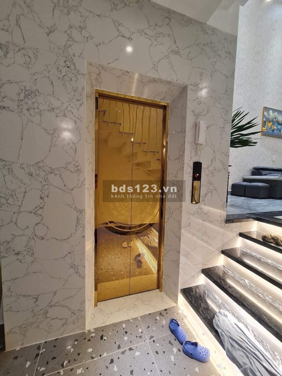 Bán nhà 5 tầng diện tích 68m2 Thống Nhất, Gò Vấp hẻm 12m, giá rẻ 13.8 tỷ