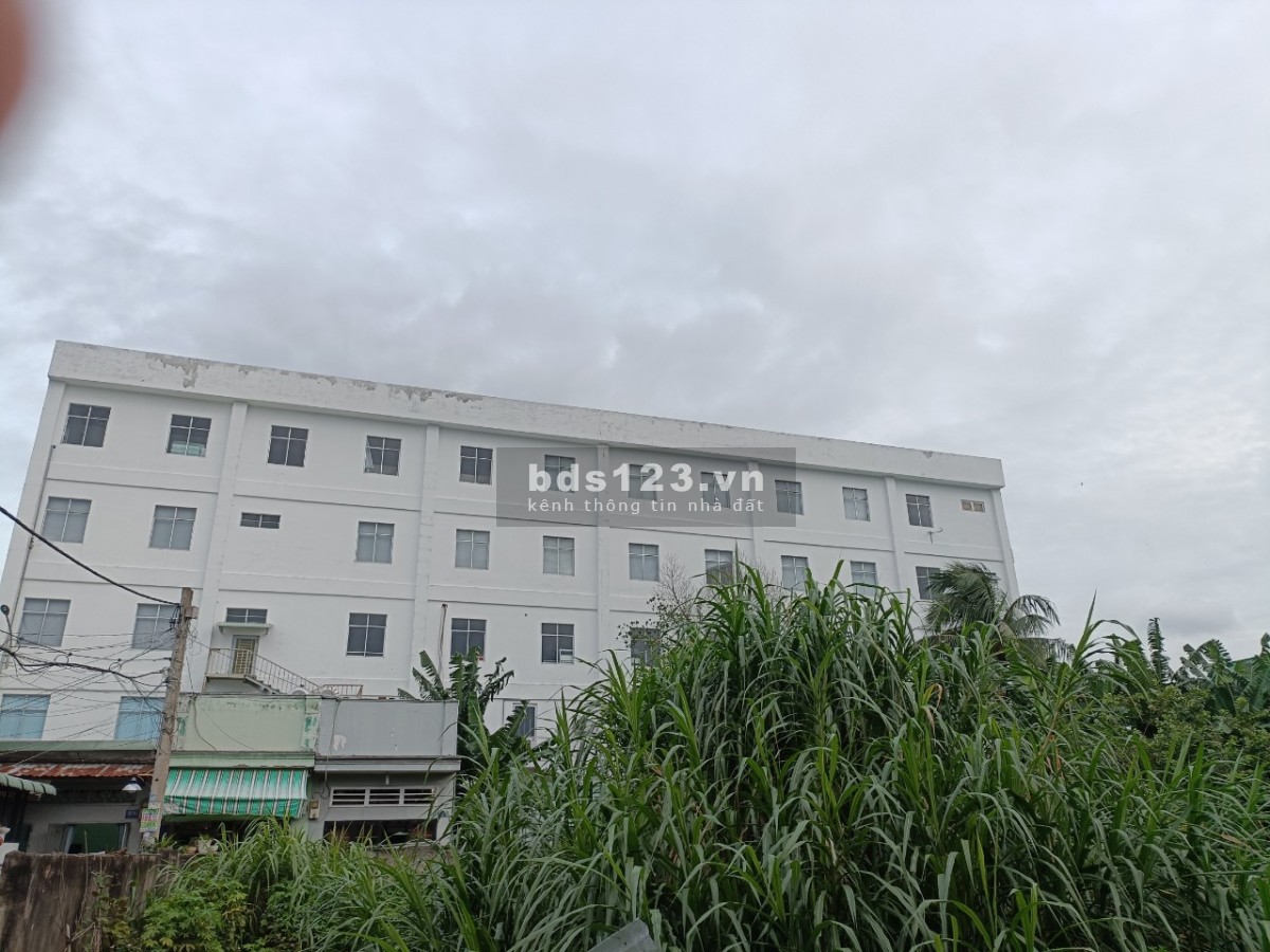 Bán nhà Hiệp Thành 13 có 3 phòng trọ đang chothuee dtsd 56m2 sổ vuông vức, nhỉnh 3 tỷ