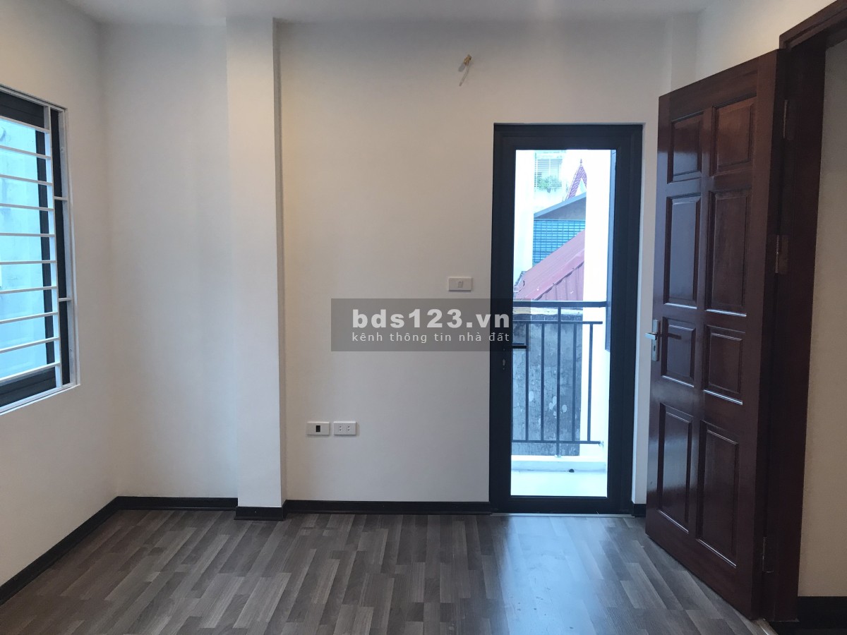 Bán Nhà mới Thụy Phương 5 tầng 6PN cách ô tô tránh 20m tháng 8 2022