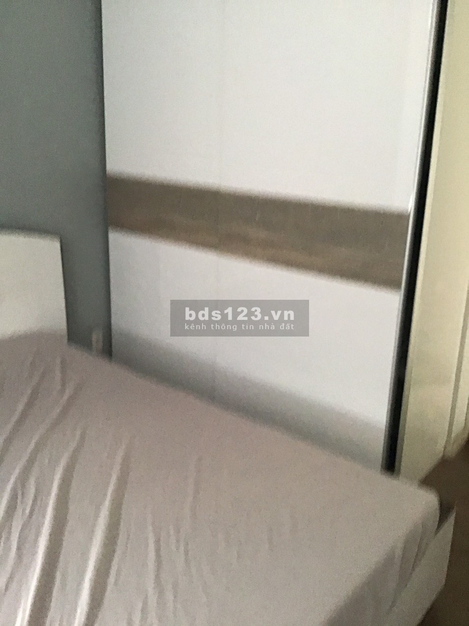 Một mình ở chung cư 2 PN diện tích 68m2 share lại 1 PN toilet riêng