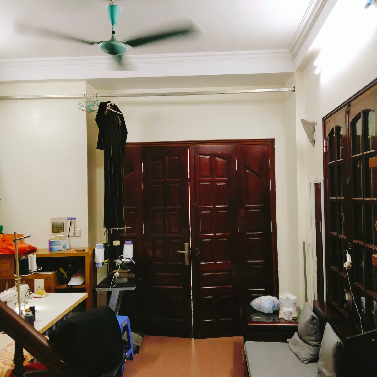 Lô góc gần ô tô ngõ thông rộng 30m ra phố nhà đẹp ở được ngay, khu dân cư