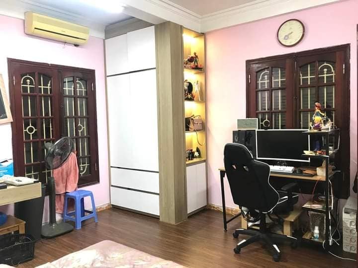 Lô góc gần ô tô ngõ thông rộng 30m ra phố nhà đẹp ở được ngay, khu dân cư