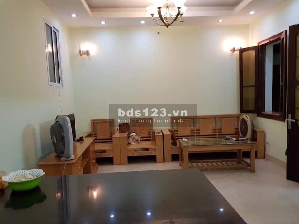 Cần bán nhà Phố Bạch Mai - DT 62m mt 6.5m - 8M ra mặt phố ô chờ thang máy
