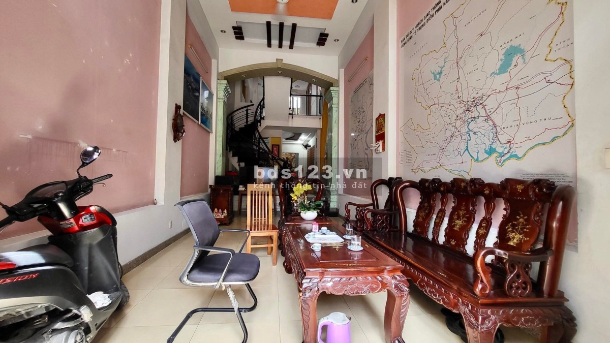 Bán Gấp Nhà Nguyễn Ngọc Nhựt Tân Quý Tân Phú DTSD 88m²