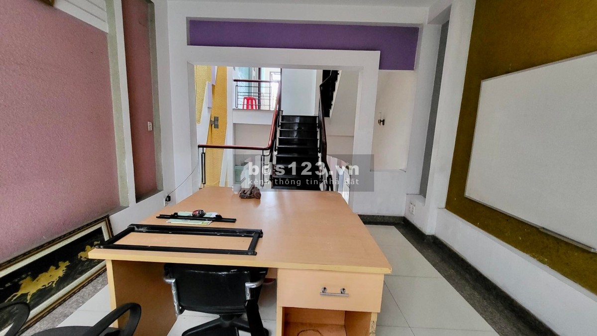 Bán Gấp Nhà Nguyễn Ngọc Nhựt Tân Quý Tân Phú DTSD 88m²