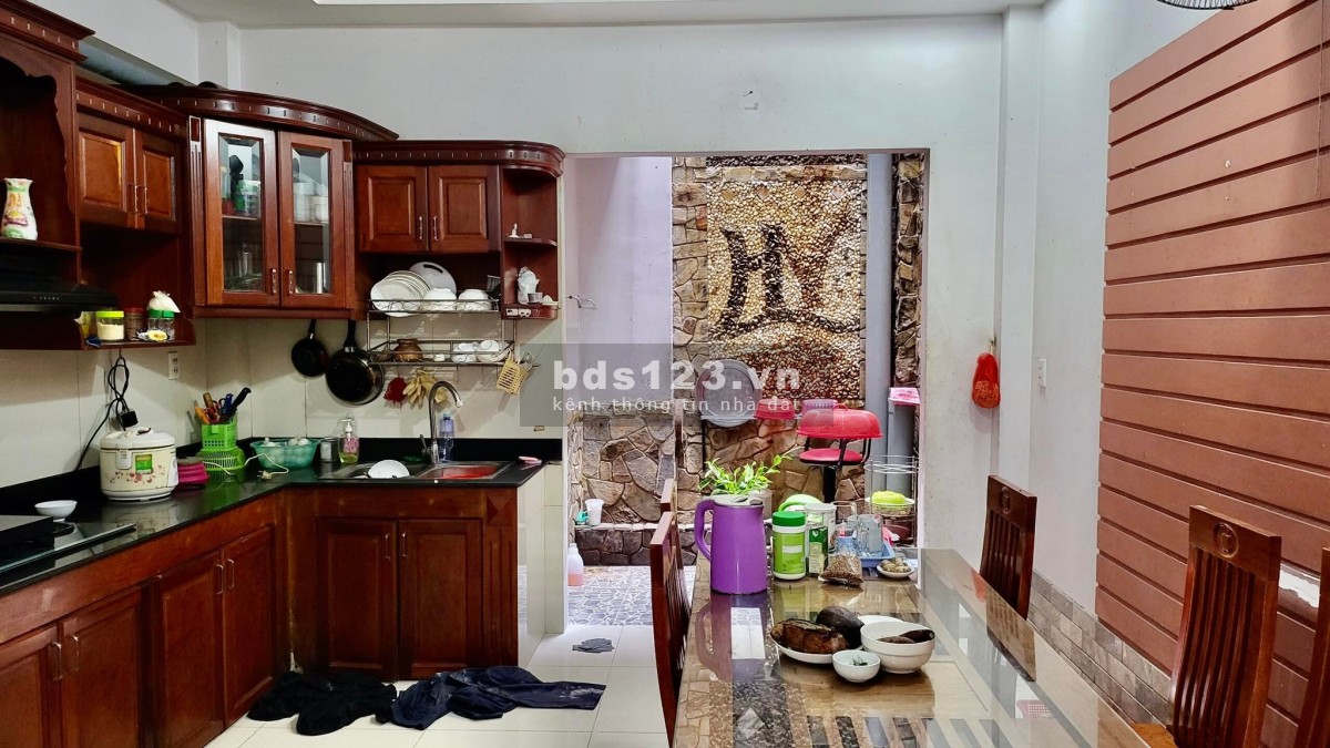 Bán Gấp Nhà Nguyễn Ngọc Nhựt Tân Quý Tân Phú DTSD 88m²