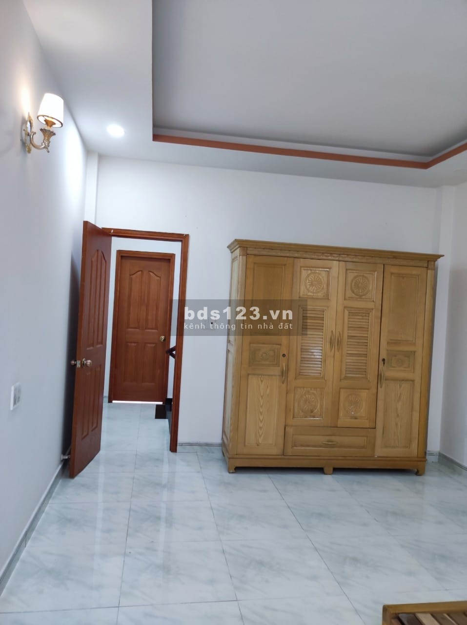 Nhà mặt tiền lớn Thạnh Xuân 13 cách mặt tiền Quốc Lộ 1A 50 đối diện bên kia đường là Gò Vấp