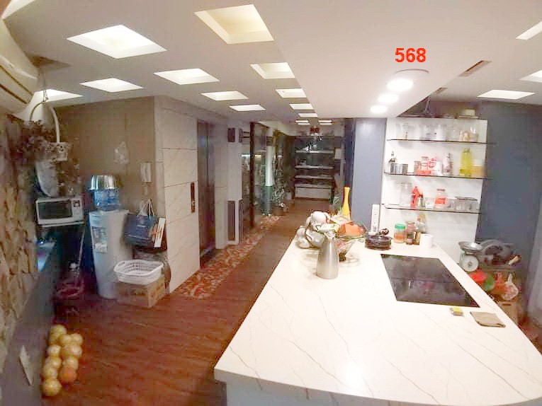 Bán nhà dòng tiền ô tô 7 chỗ vào nhà thang máy sát mặt phố Đào Tấn nhà cực đẹp 3 mặt thoáng
