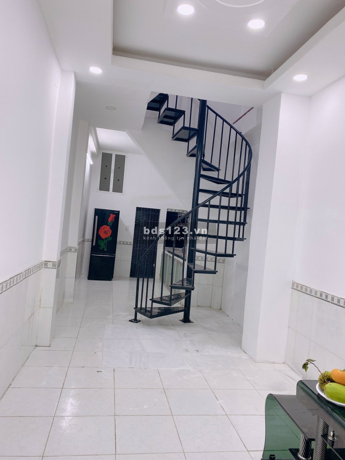 Bán nhà đường Hồ Hảo Hớn, Quận 1 đầy đủ tiện nghi nội thất giá tốt