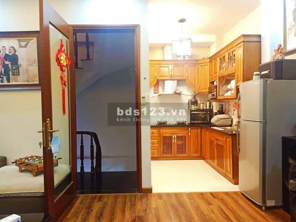 Bán Nhà 4,5 tầng tại Thụy Khuê giá tốt đầu tư khu an ninh, yên tĩnh