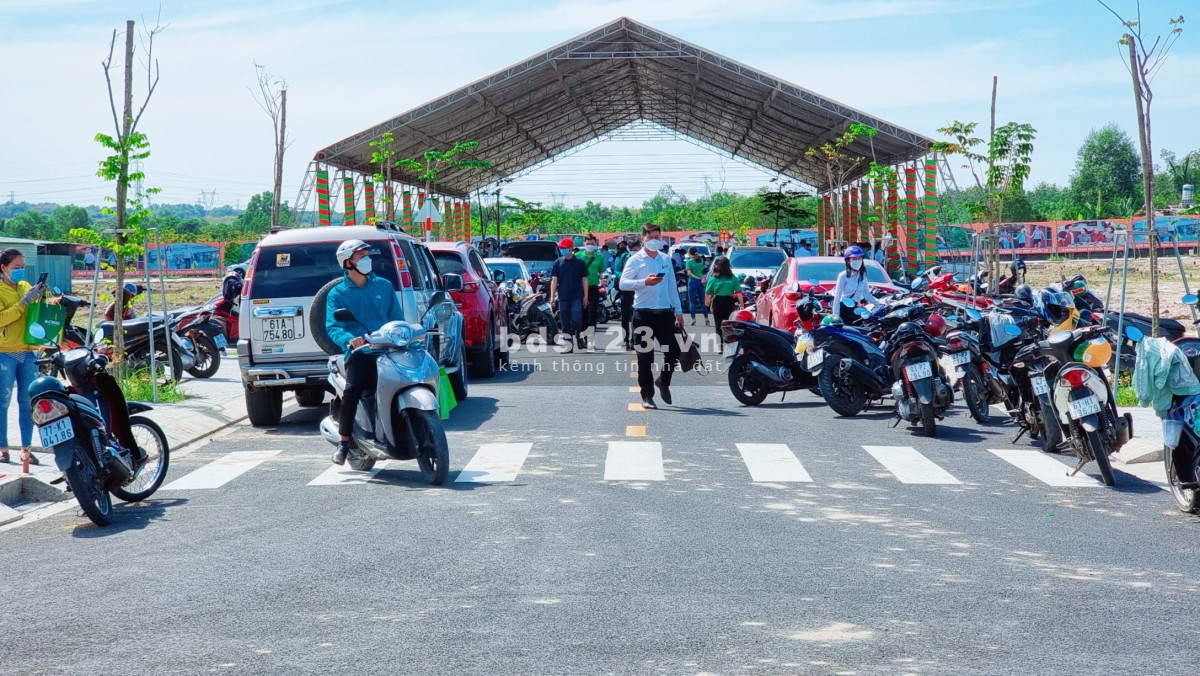 Cần bán gấp lô đất ở sát vsip2 mở rộng cách dt741 50m giá tốt đầu tư