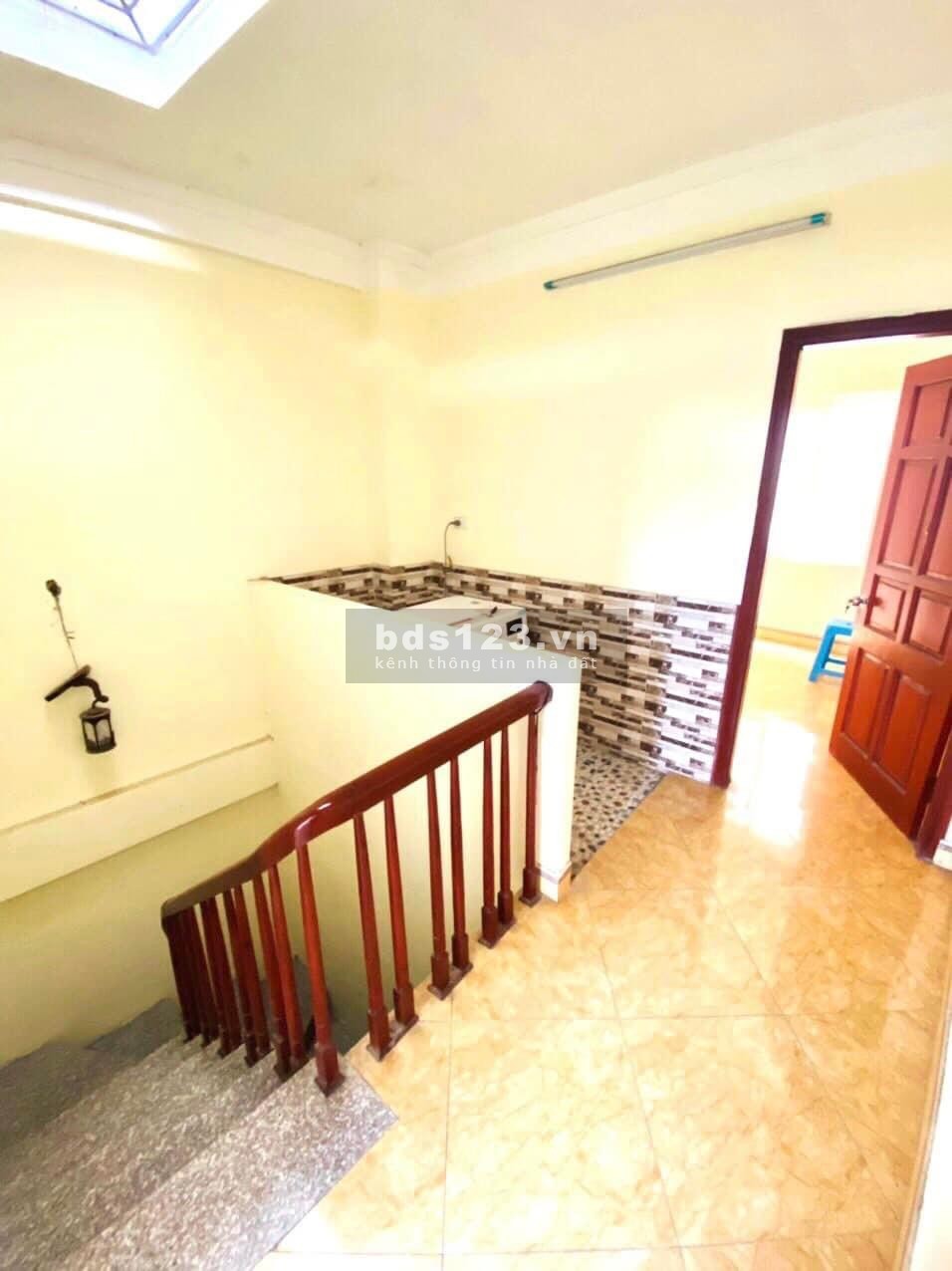 Cần bán nhà Tả Thanh Oai Ngõ nông xe máy tránh vô tư 35m² nhỉnh 2 tỷ