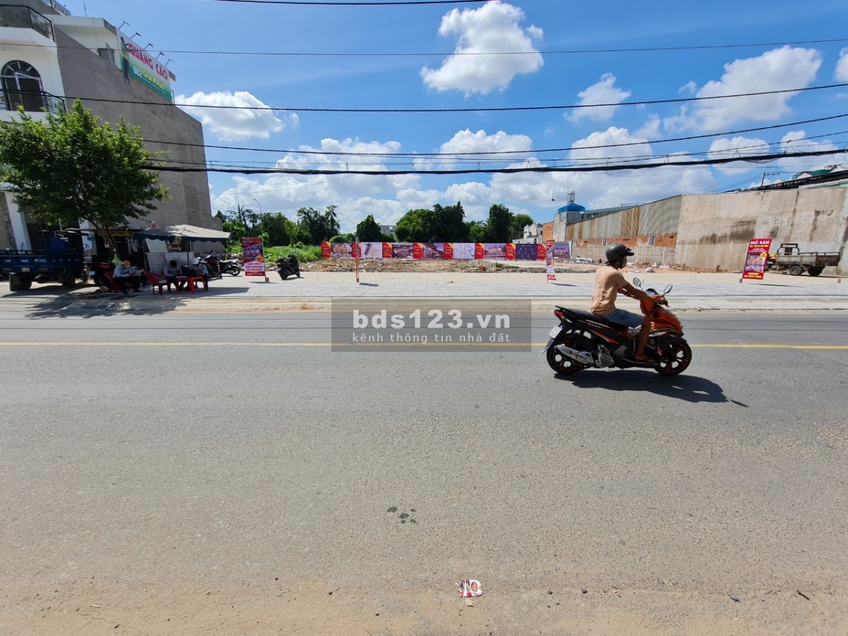 Đất nền mặt tiền đường Hà Huy Giáp, sổ hồng riêng, giá bán 79 triệu/m2 đầu tư sinh lời
