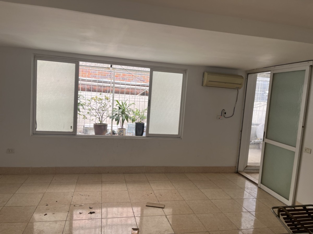 Chính chủ cần cho thuê nhà chung cư cũ Giảng Võ Ba Đình Hà Nội lh 0973897678