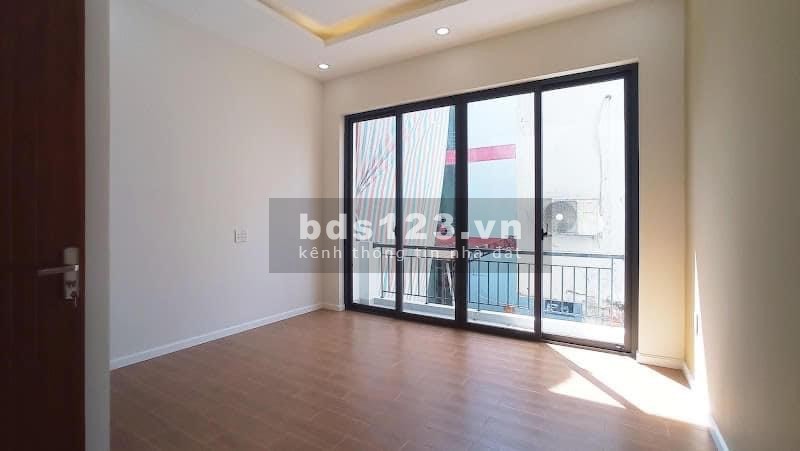 Bán nhà Tân Phú 3 tầng bê tông cốt thép diện tích dt 80m2 vuông vức, xe hơi vào nhà giá 7.99 tỷ