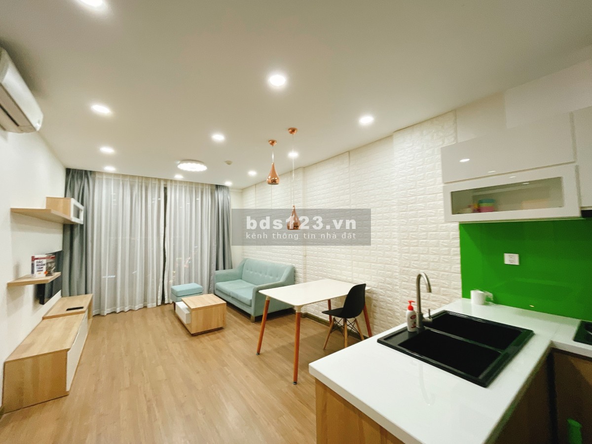 Kingston Residence thiết kế căn góc 2 phòng ngủ 2 toilet căn view Đông siêu đẹp không nắng chiều