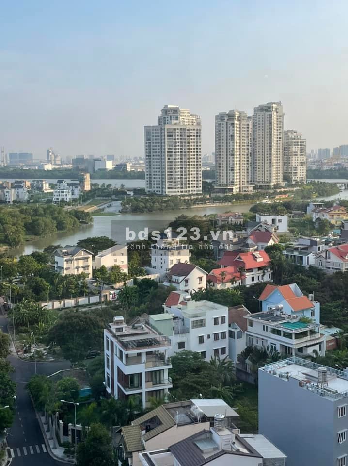 Tin thật giá thật 100% bán nhanh 3 phòng - DT 96m2, view đẹp, tầng trung, giá 5.5 tỷ LH 0903.681.920