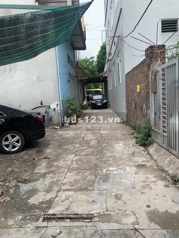 Trả nợ cho con, chủ bán gấp mảnh đất 42m2 ô tô tải qua đất tại Vĩnh Quỳnh, Thanh Trì