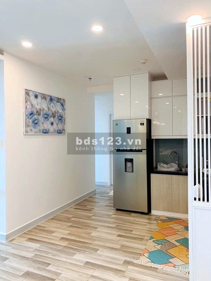Cho thuê căn hộ chung cư Terra Royal, Quận 3, 71m2 2PN, 2WC. Giá 29 tr/th, LH: 0941797916