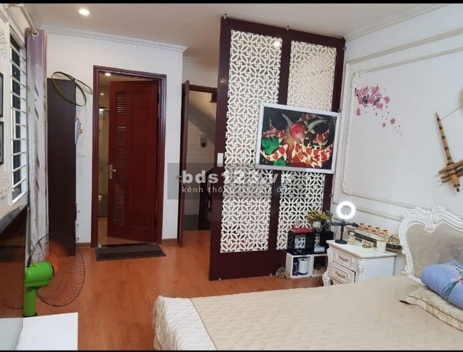Bán nhà Bồ Đề gần hồ ngay phố gần ô tô giá chỉ 3.5 tỷ khu vực an ninh cực hiếm