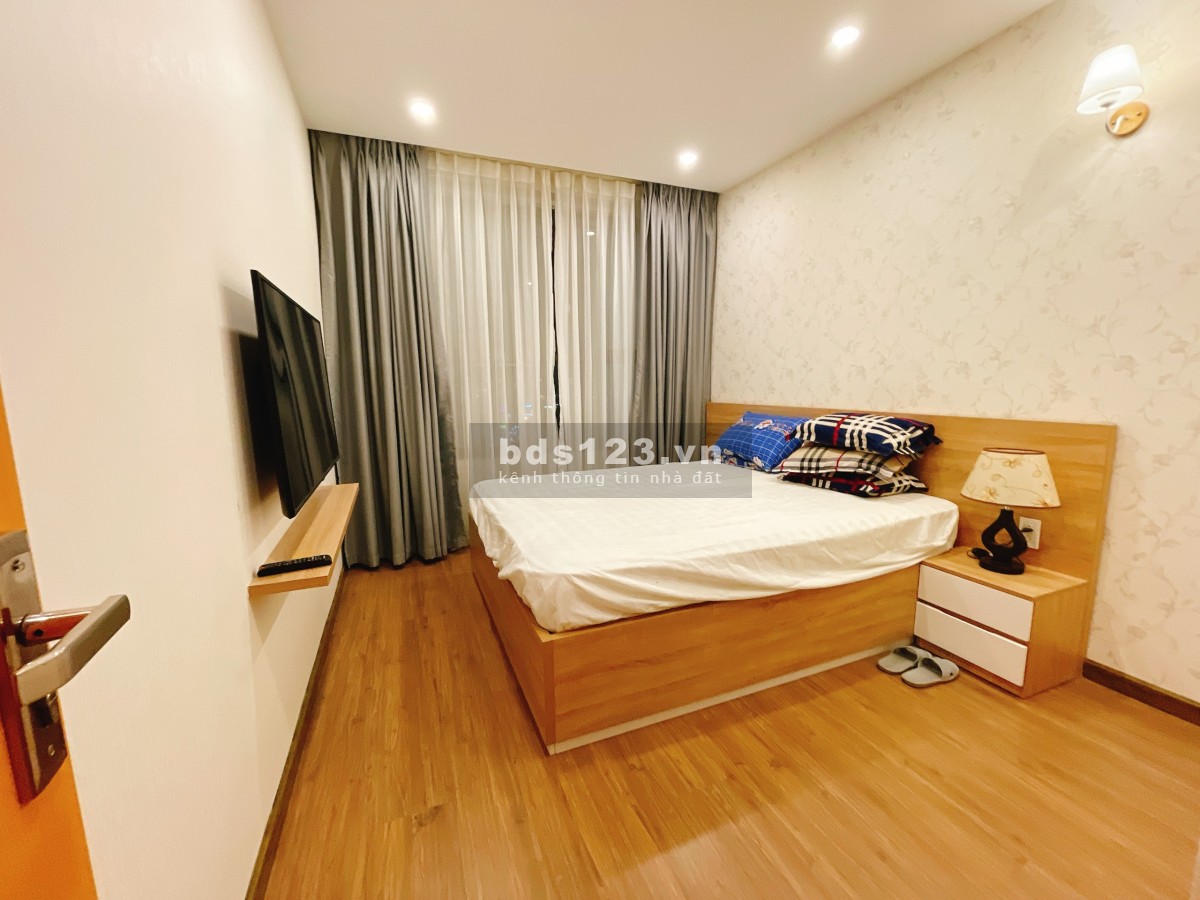 Kingston Residence thiết kế căn góc 2 phòng ngủ 2 toilet căn view Đông siêu đẹp không nắng chiều