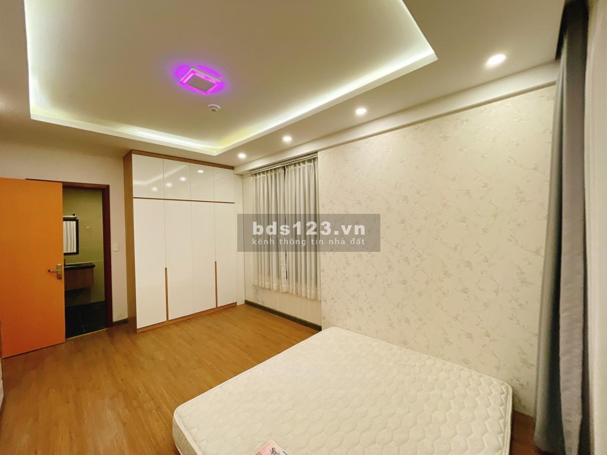 Kingston Residence thiết kế căn góc 2 phòng ngủ 2 toilet căn view Đông siêu đẹp không nắng chiều