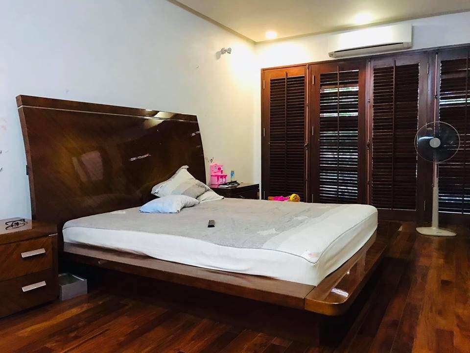 Hẻm xe hơi Bà Huyện Thanh Quan vào ở ngay 4 lầu tặng nội thất bán gấp