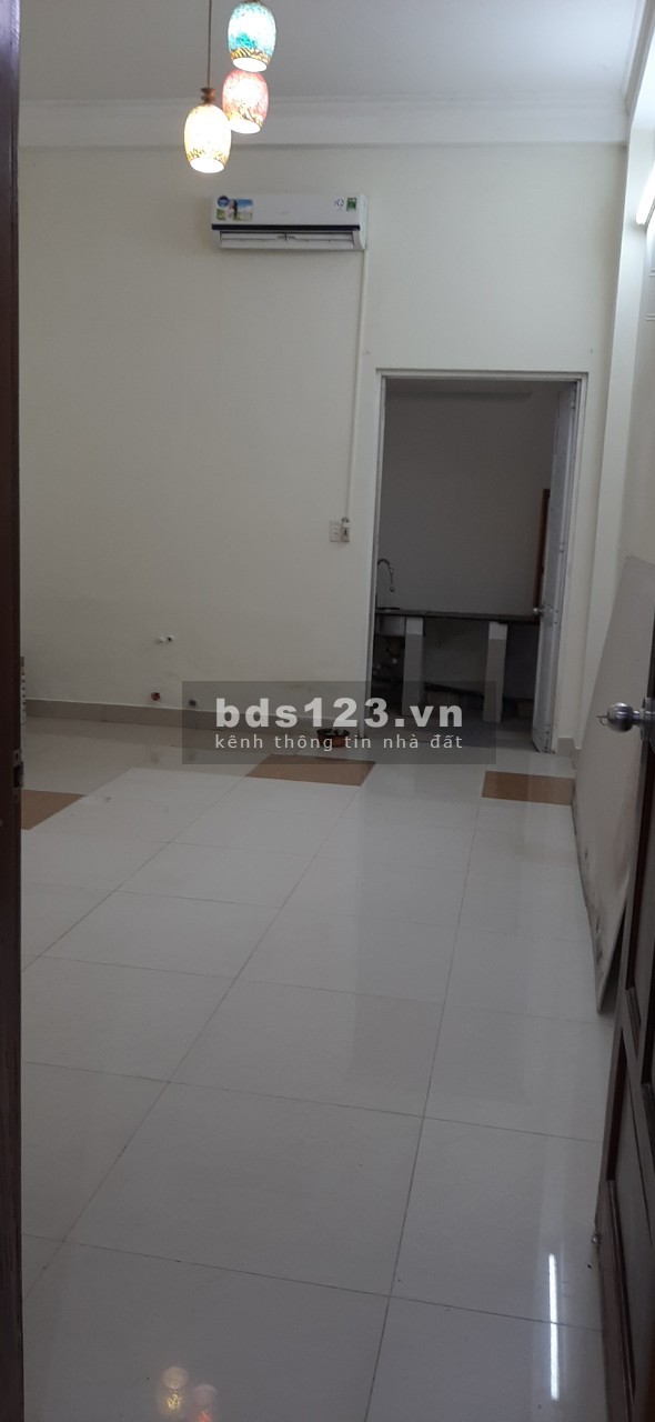 Cho thuê mặt bằng tầng trệt vị trí gần siêu thị Mega Market Nguyễn Hoàng, Cao Đức Lân, Quận 2