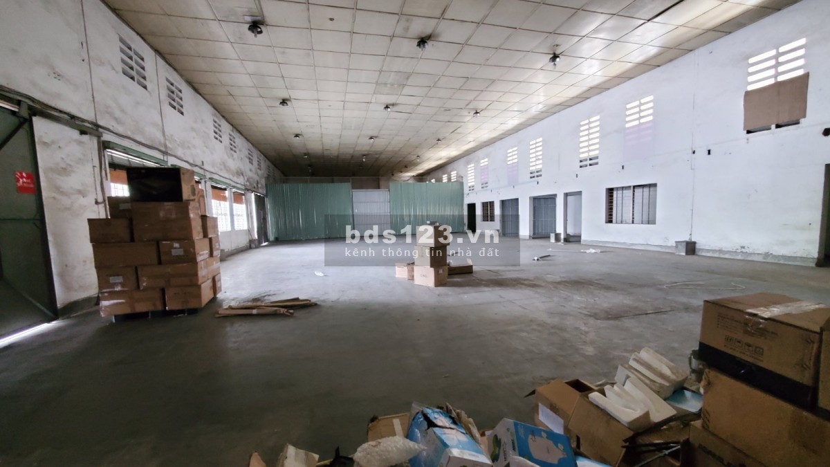 Cho thuê kho xưởng 800m2, 1000m2 đường Đỗ Xuân Hợp, Phước Long B, Quận 9